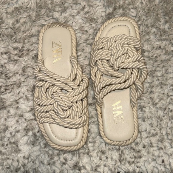 ZARA Beige Rope Knotted Slide Sandals Size 36 (5.5-6) - Picture 2 of 5